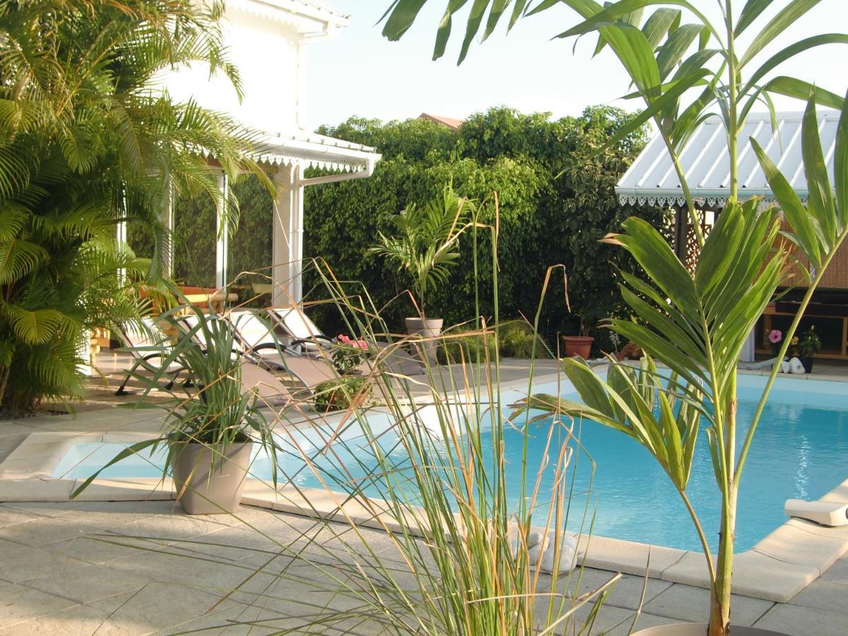 Villa Ambralini Saint Pierre Exteriér fotografie